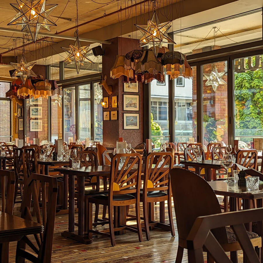 Cosy Club